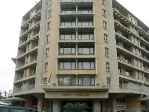 Kinshasa : Des braqueurs à moto frappent en plein centre-ville et relancent les inquiétudes sécuritaires.