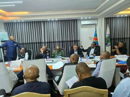 Kinshasa : Un nouveau plan de circulation routière en préparation pour lutter contre les embouteillages.