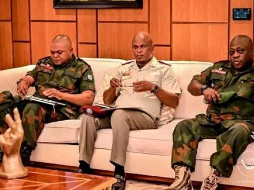 Trois généraux des FARDC radiés définitivement de l’armée.
